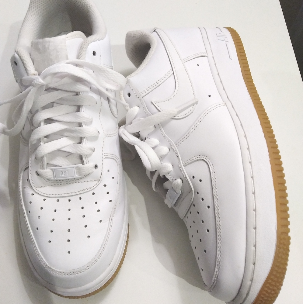 Nike Air Force 1 "Light Gum" Size 8